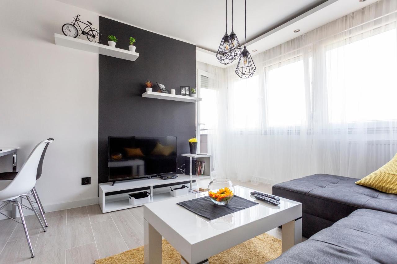 נובי סאד Park Apartment מראה חיצוני תמונה