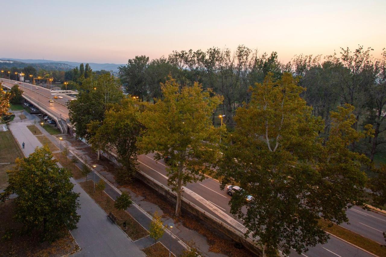 נובי סאד Park Apartment מראה חיצוני תמונה